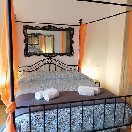 Ferienwohnung Love Mirrors And Flowers - Affitti Brevi Italia Bari Exterior foto