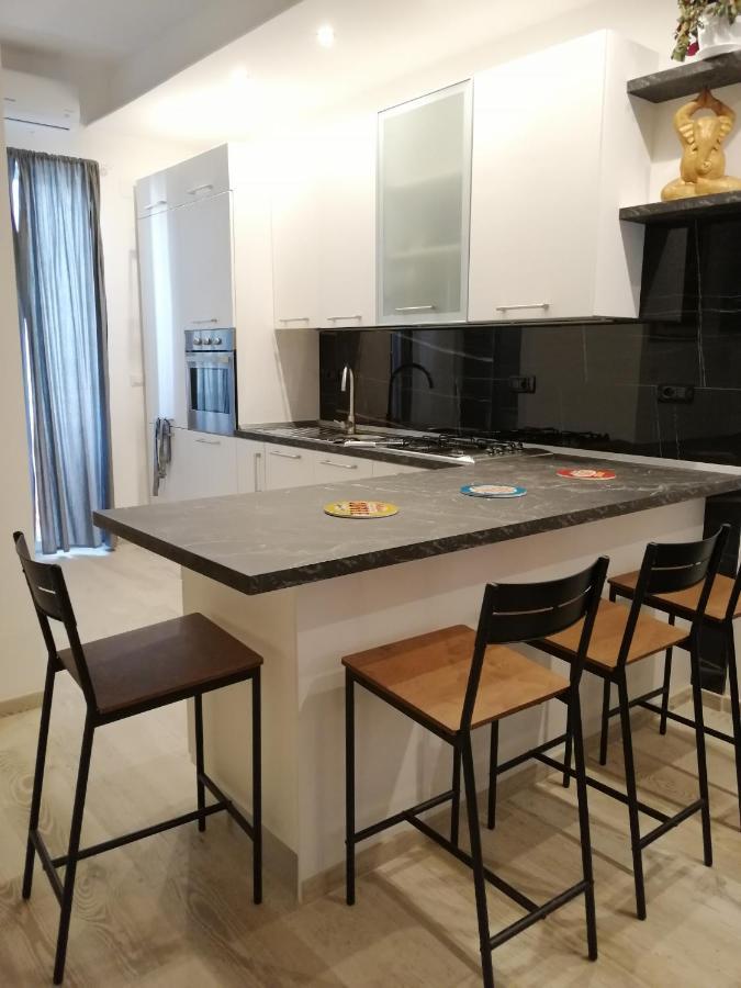 Ferienwohnung Love Mirrors And Flowers - Affitti Brevi Italia Bari Exterior foto