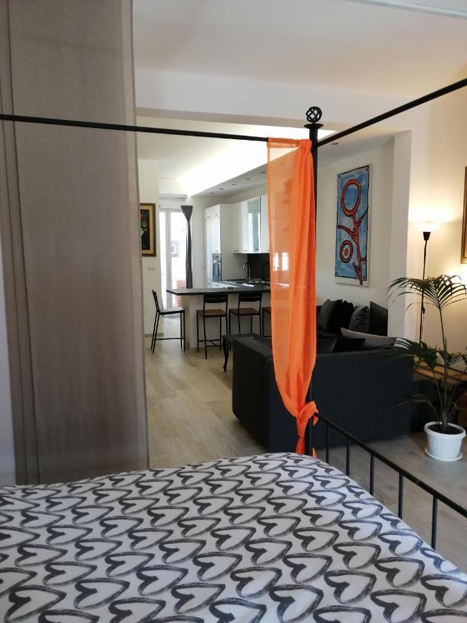 Ferienwohnung Love Mirrors And Flowers - Affitti Brevi Italia Bari Exterior foto